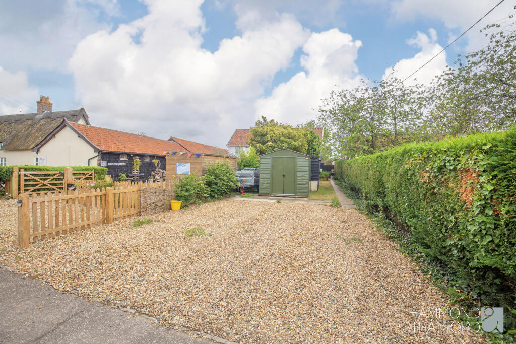 Front/Driveway
