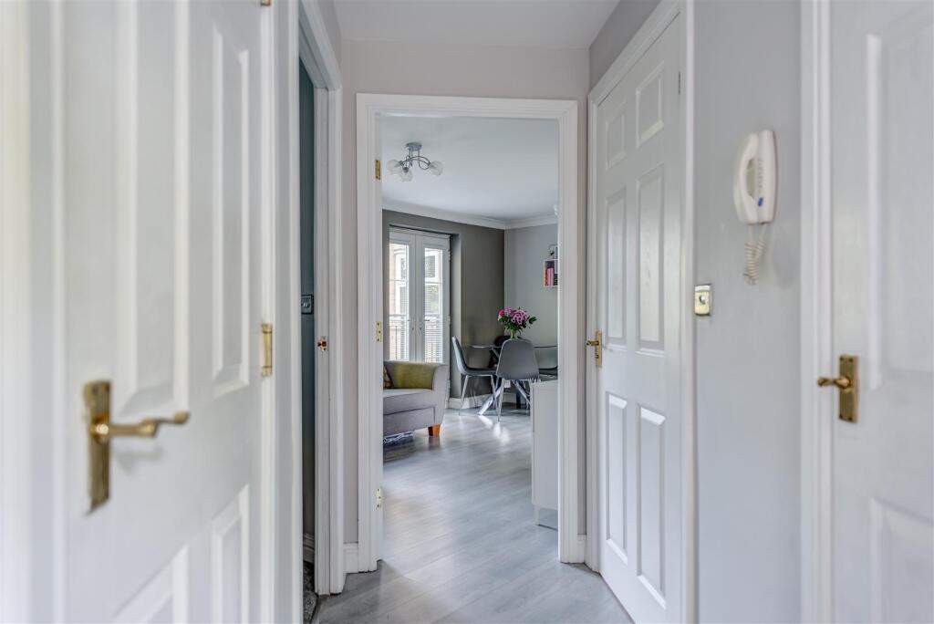15GlenwoodHouse(Interior)-4.jpg
