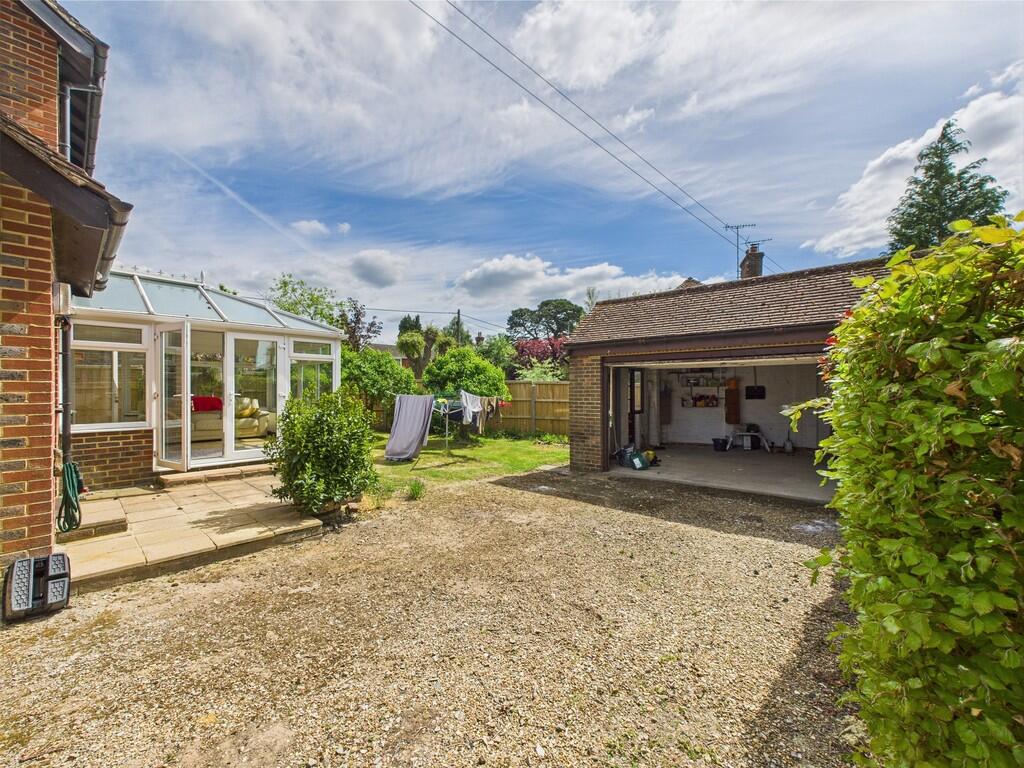 CAM04018G0-PR0234...