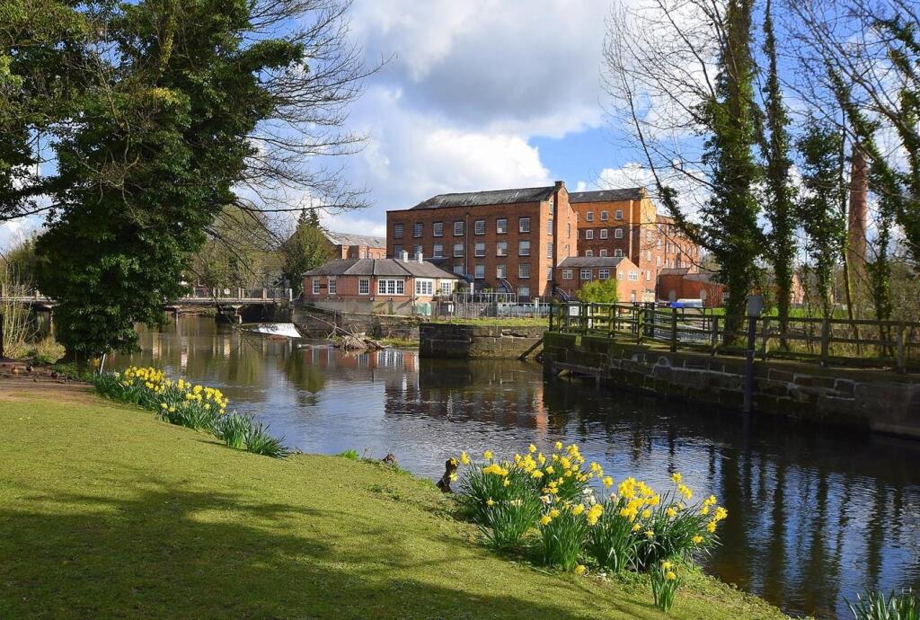 The Square - Communal Garden Area