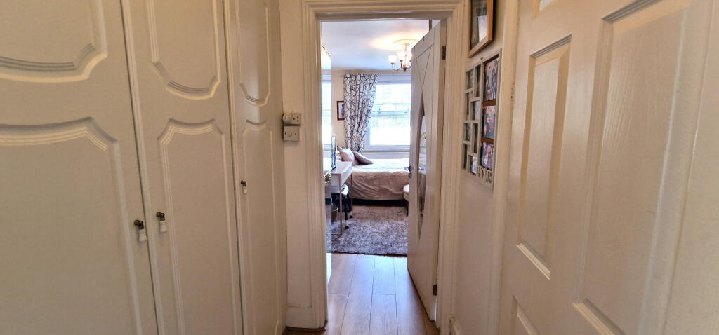 WARDROBE AREA