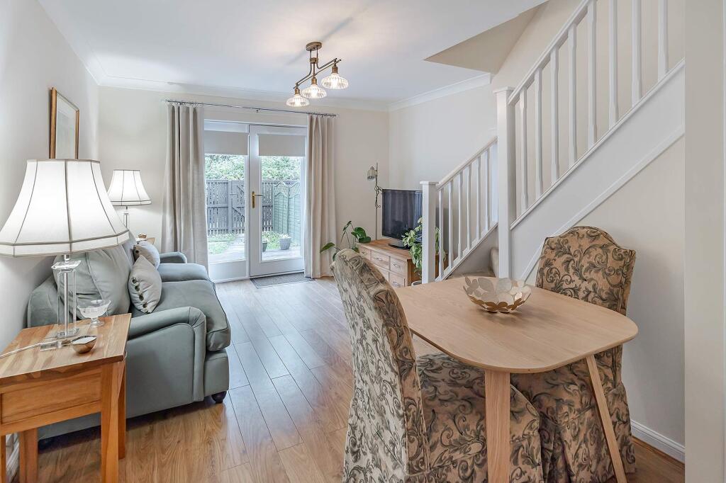 Living Room/Diner