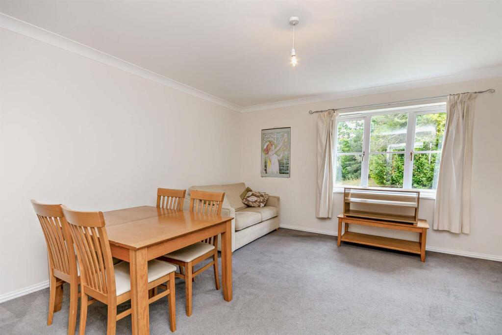 8658703-interior11-800.jpg