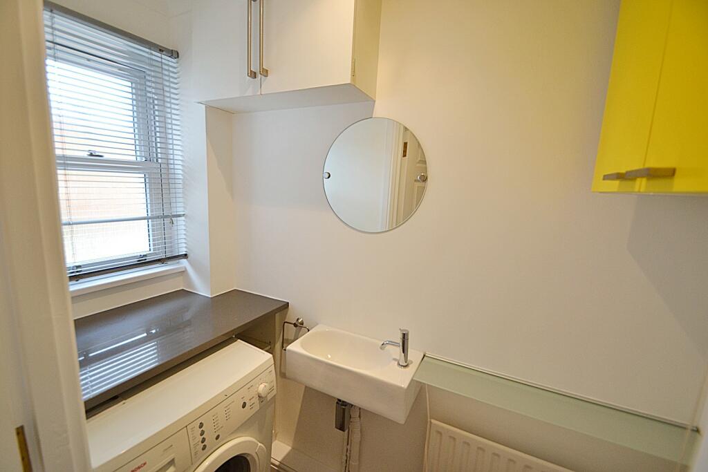 Cloakroom/Utility