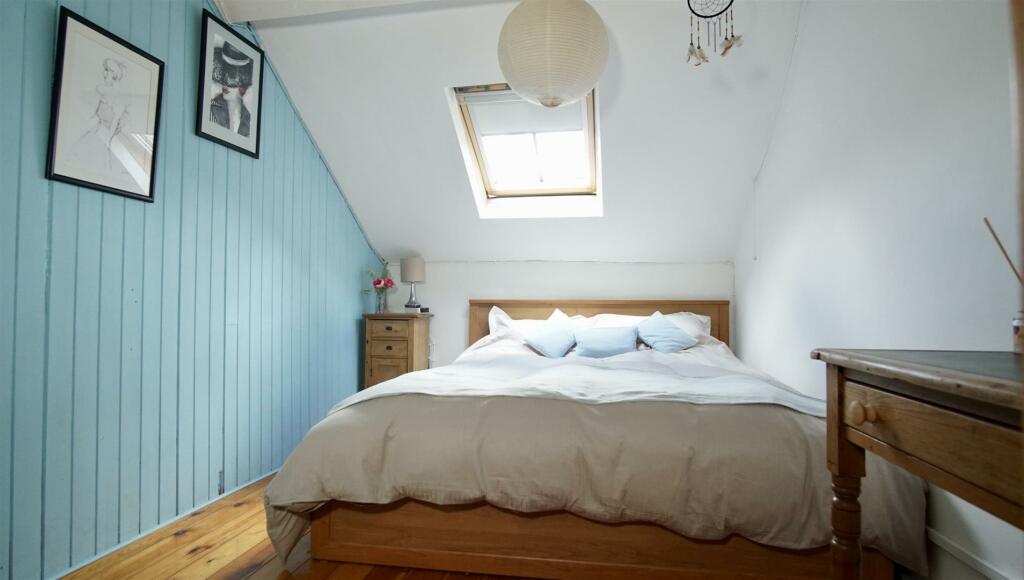Double Bedroom