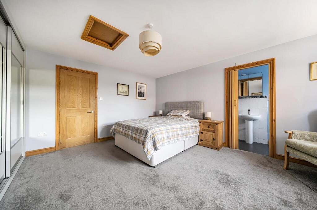 bed2.jpg