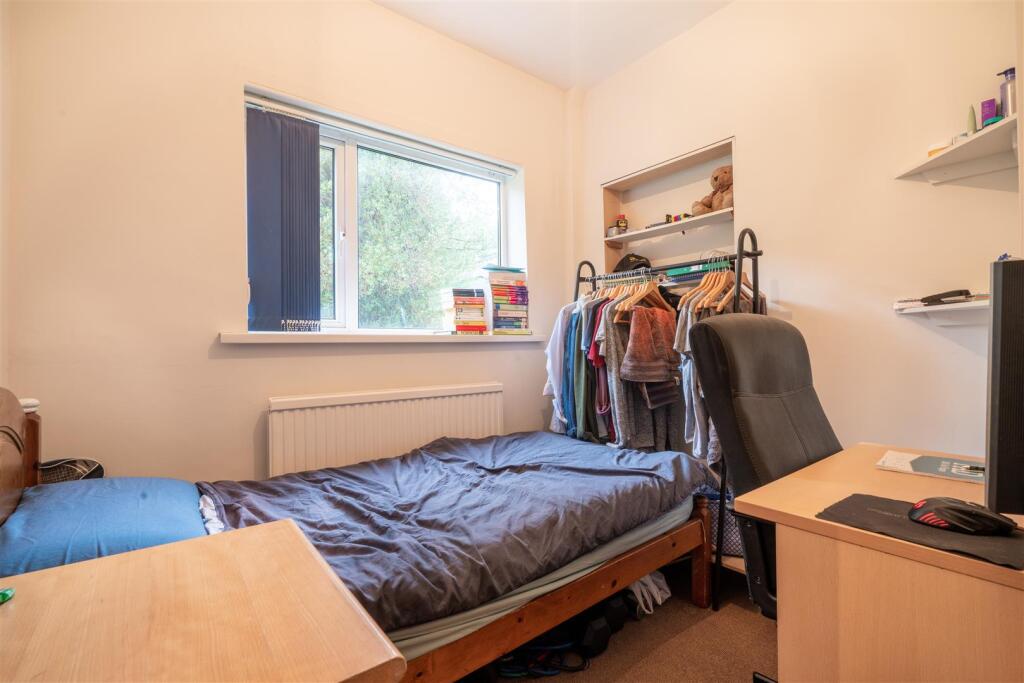 Bedroom 3.jpg