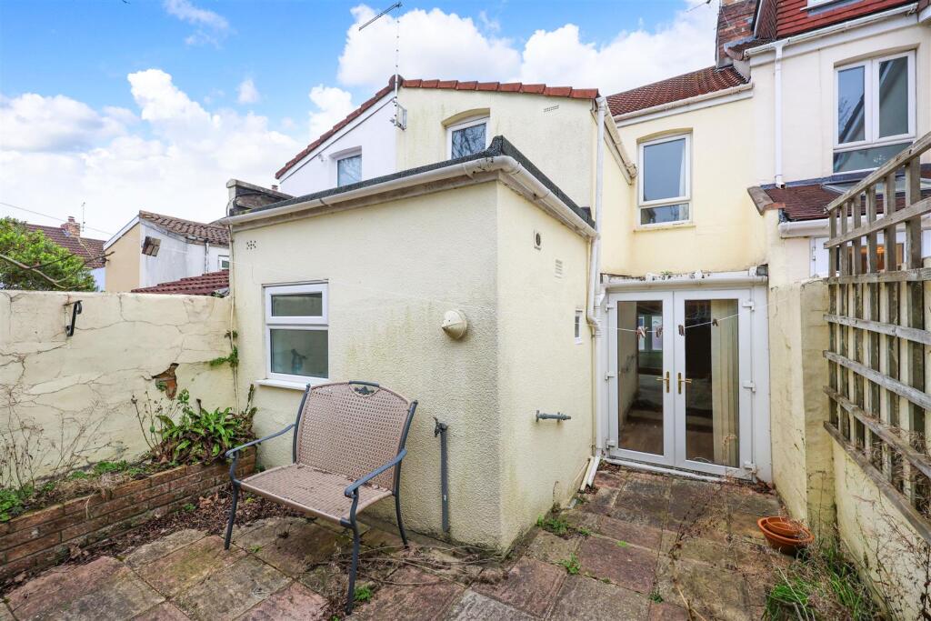 8 Kensington Road 1.JPG