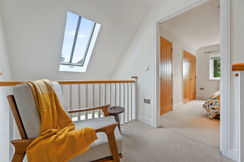 First Floor Landing.jpg