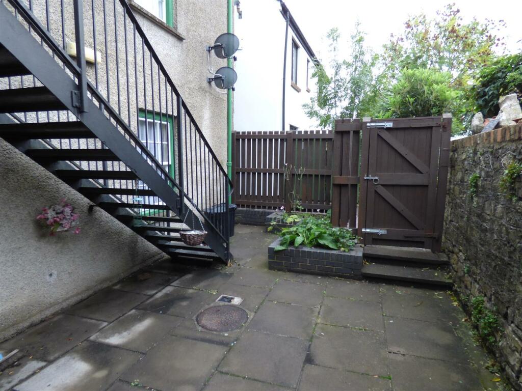 Communal courtyard