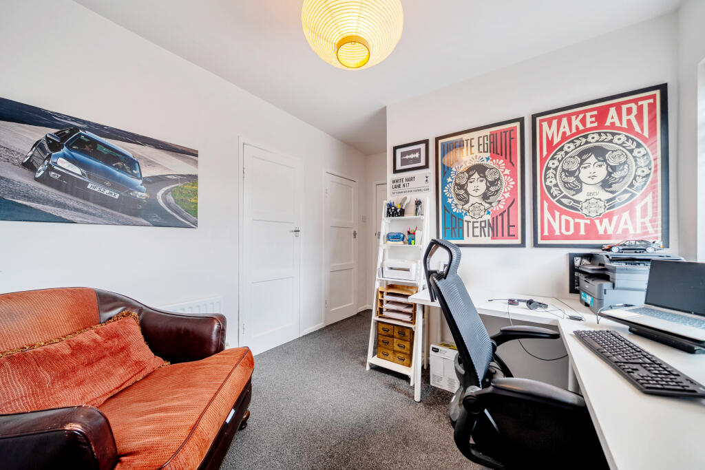 1-690e0734dd87a-1373032-9-6908a96c86d04-1