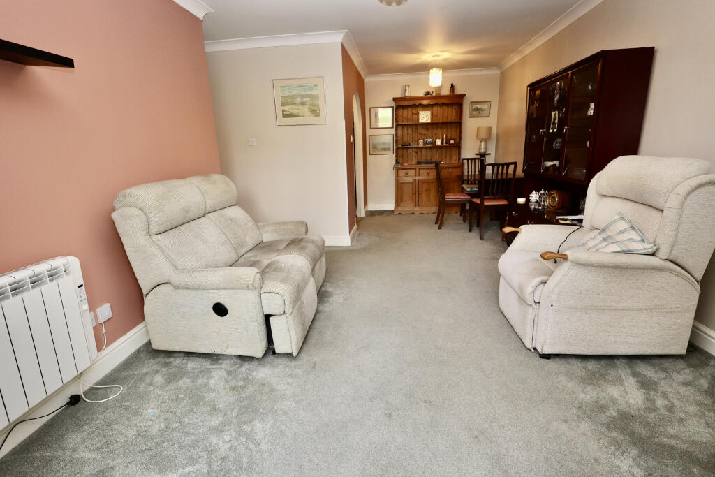 The Cloisters, Wells