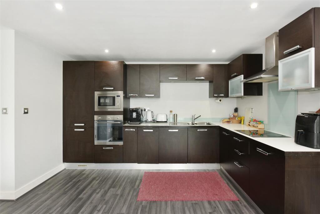 Winward Court (8).JPG