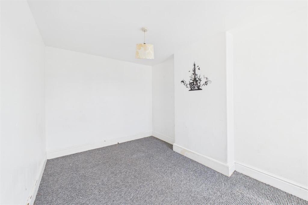 59 Great Western Road, Gloucester GL1 3PZ| Freehol