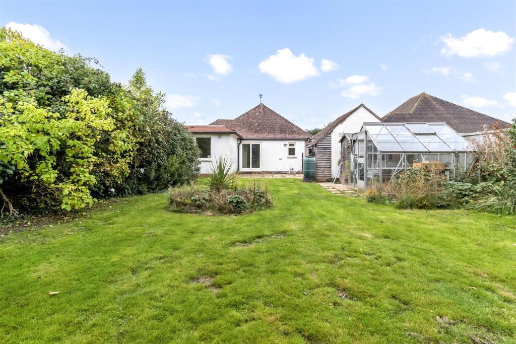 16 Upper West Drive-014.JPG