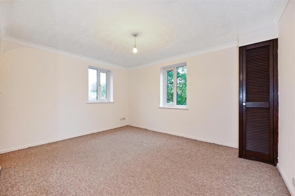 Bed Sitting Room