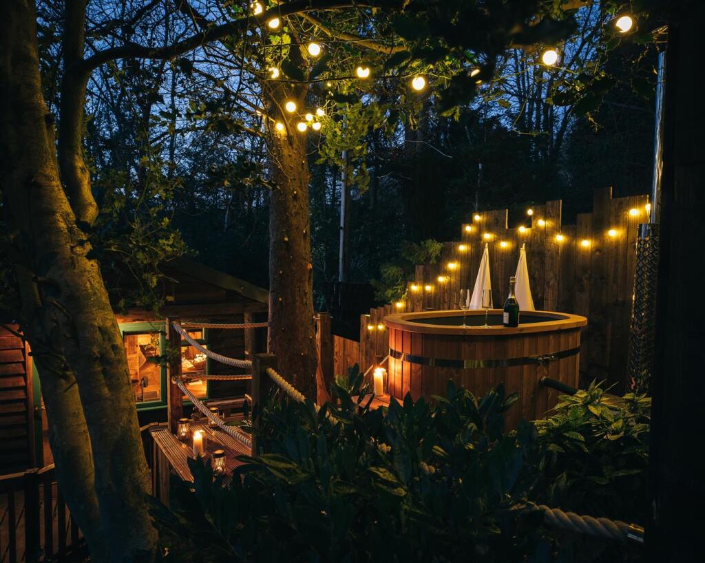 Beds in Branches - Owen Howells Photography-028.jp