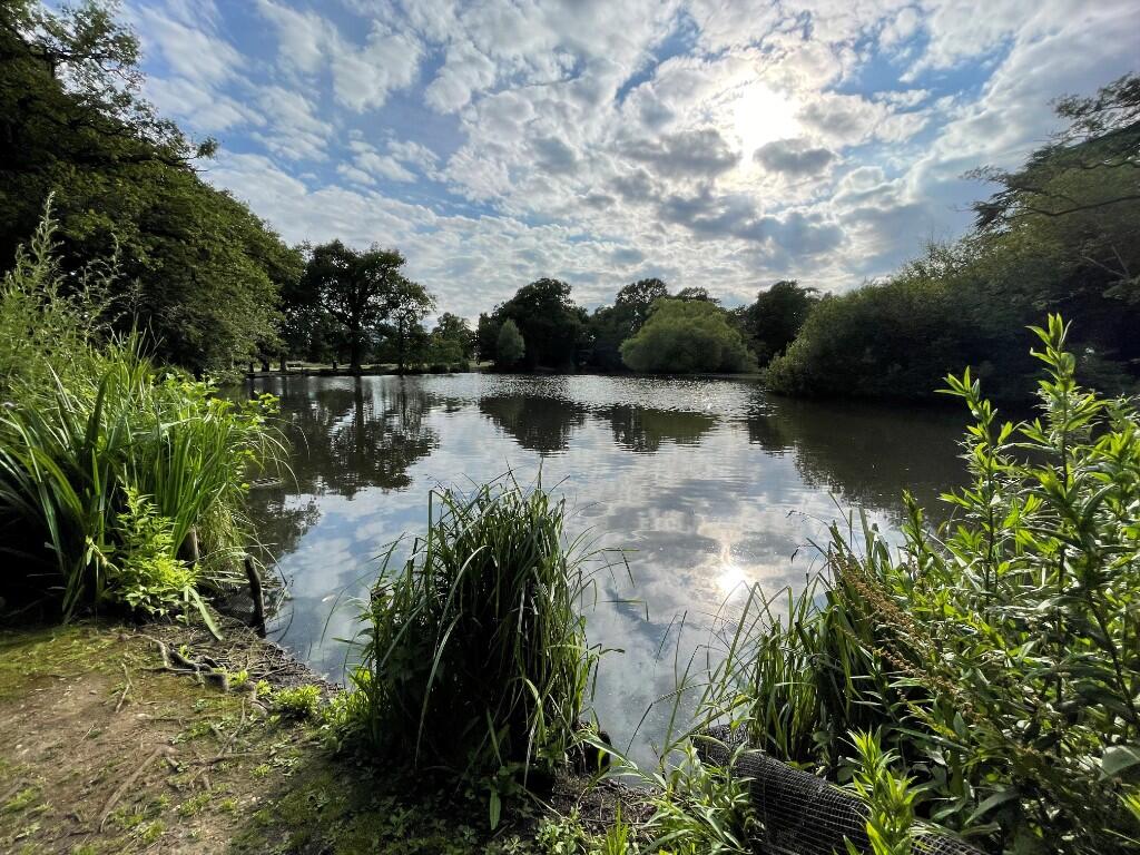 OAKMERE LAKE
