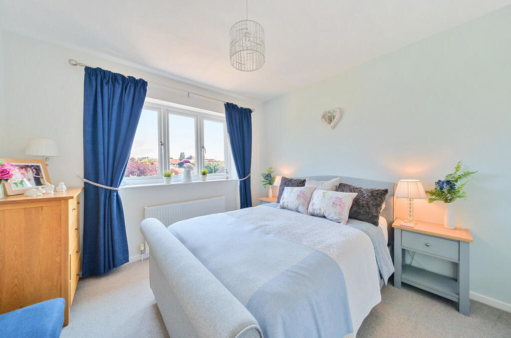 1306486-31-684972...