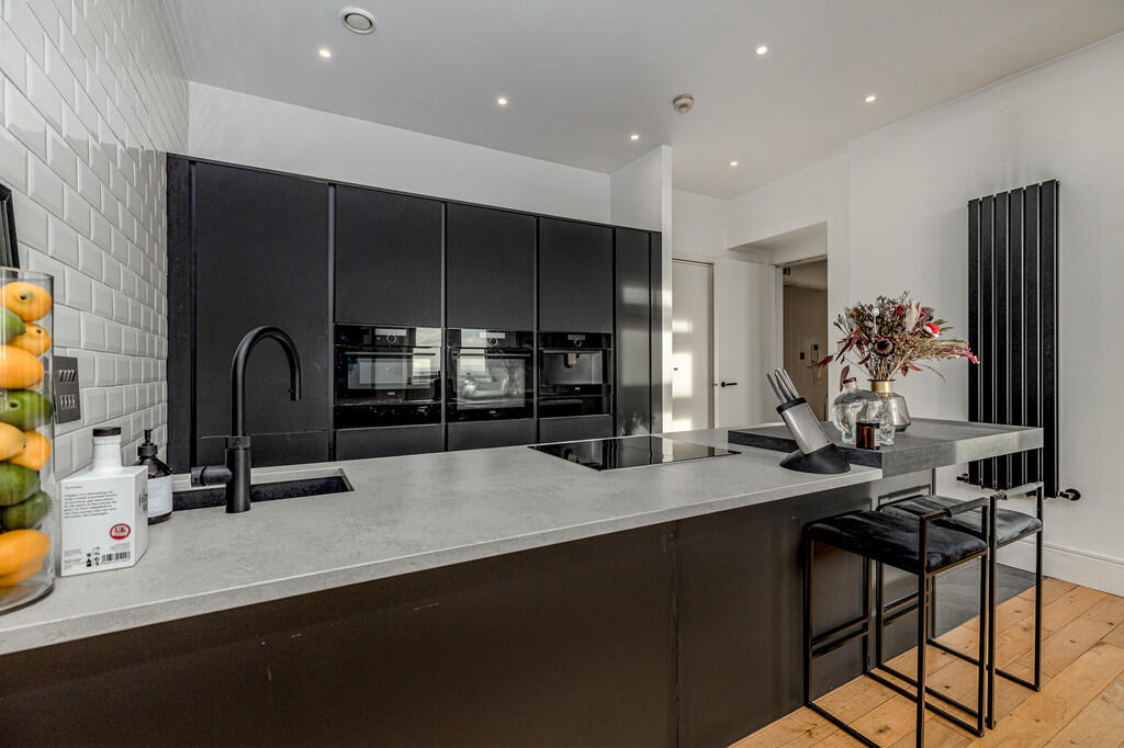 Flat22ShawHouse-1...