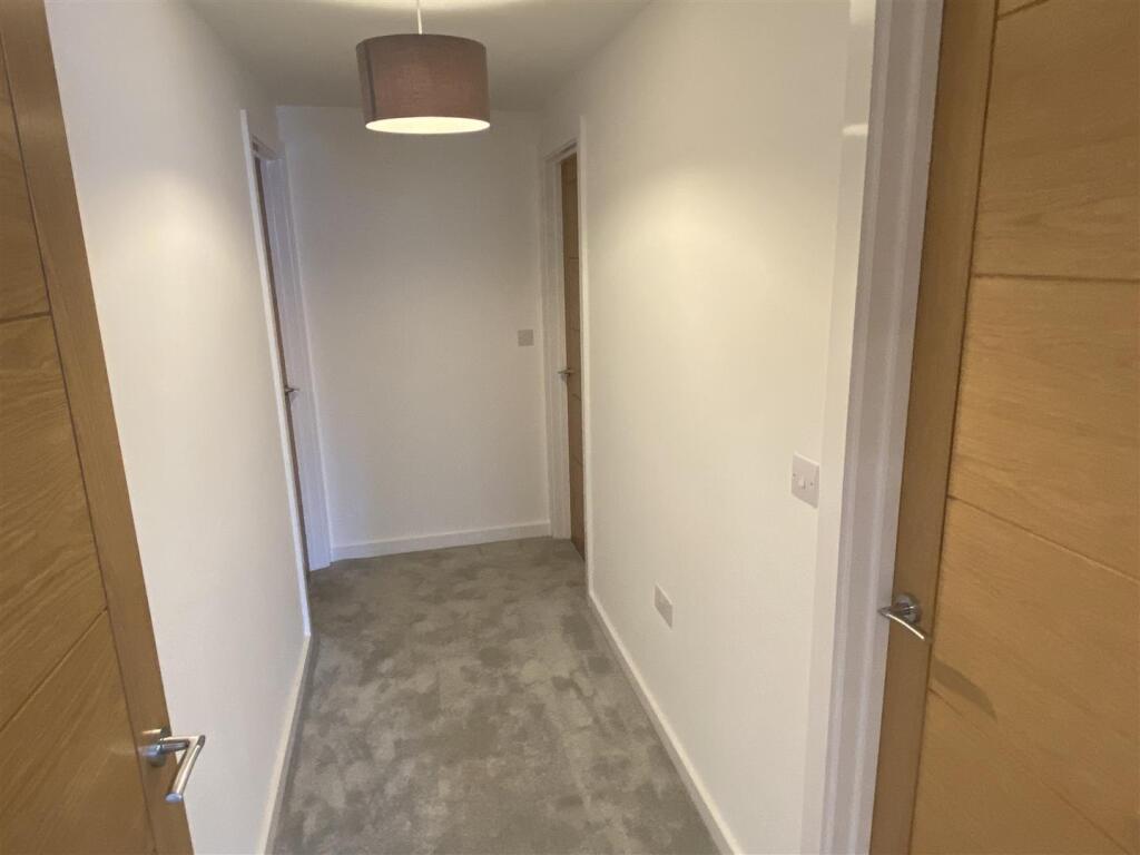 Hall/Landing