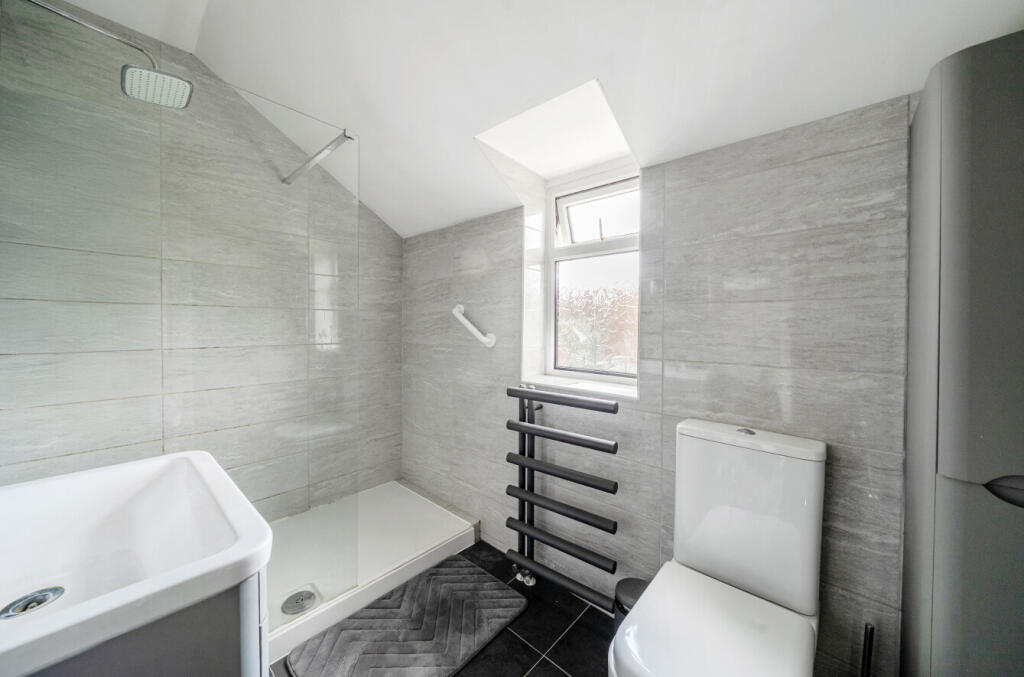 1301913-6-683db0e...