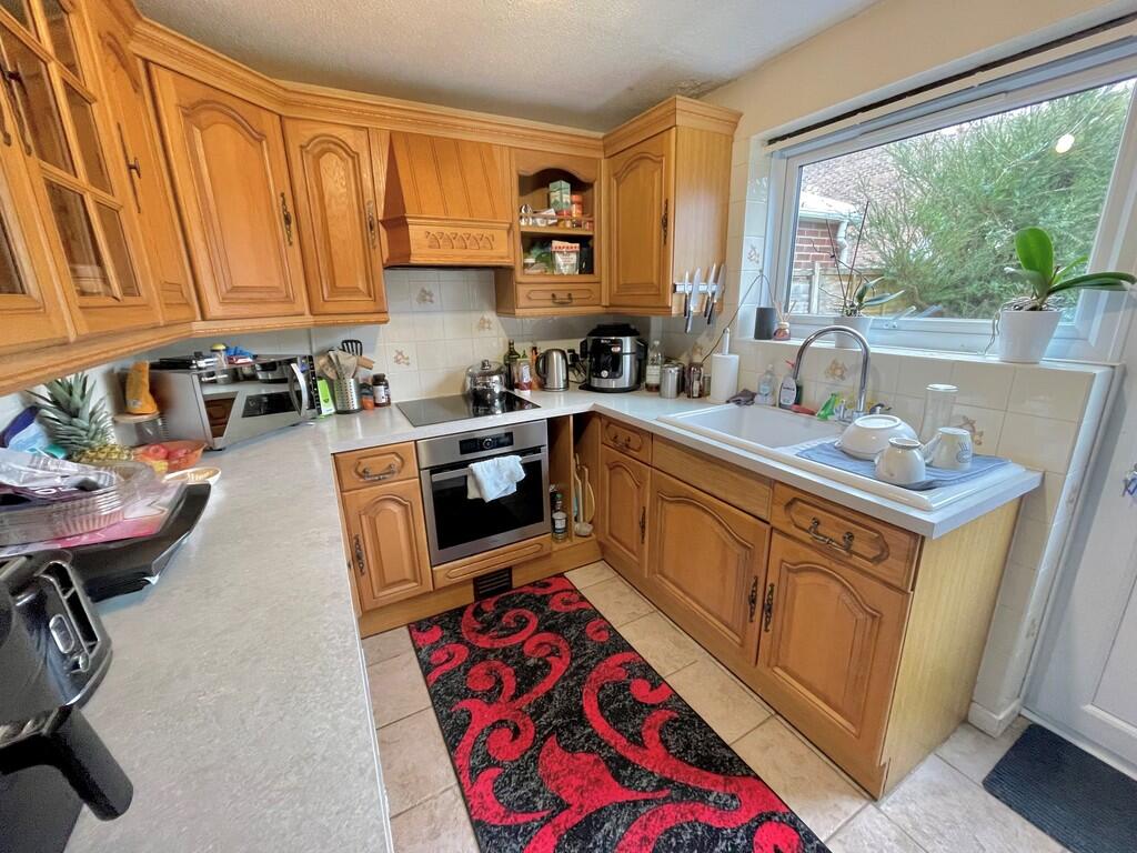 34 Goodhew Close ...