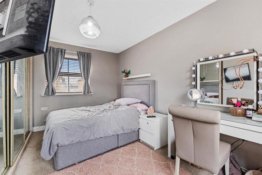 9PictonSt24.jpg