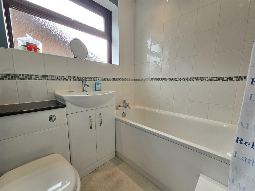 2a Nottingham Road, Ashby