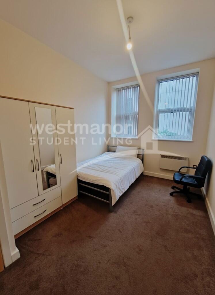 FLAT 6