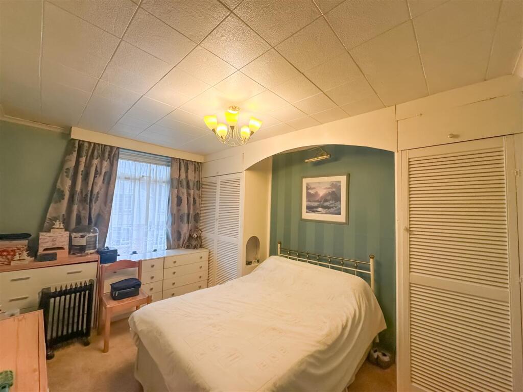 sales property-09.jpg