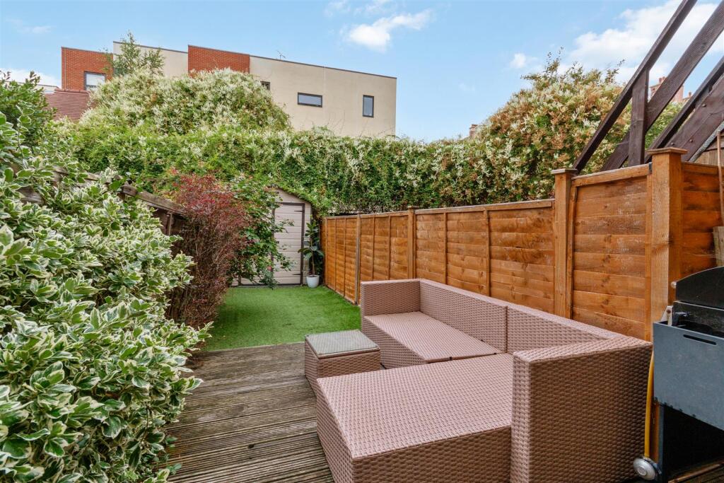 Totterdown Street 180 PH9 (1).jpg