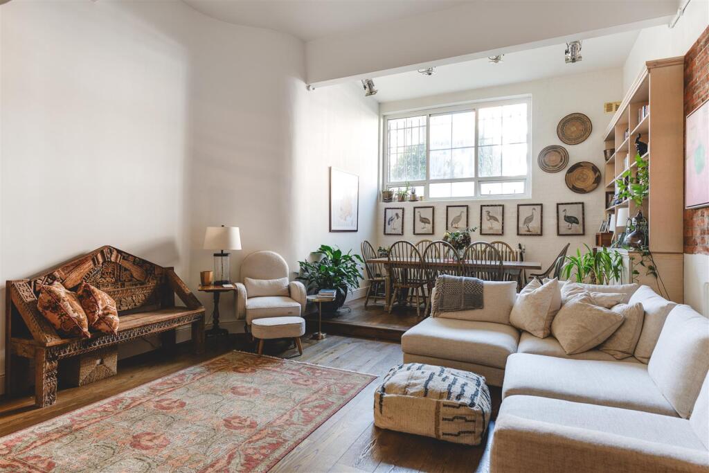 Academy Apartments-10.jpg