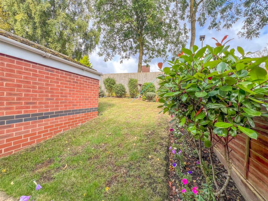 Marsdale Drive - Image-6.jpg