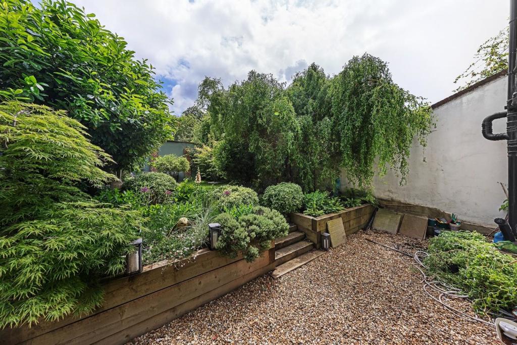 Garden.jpg