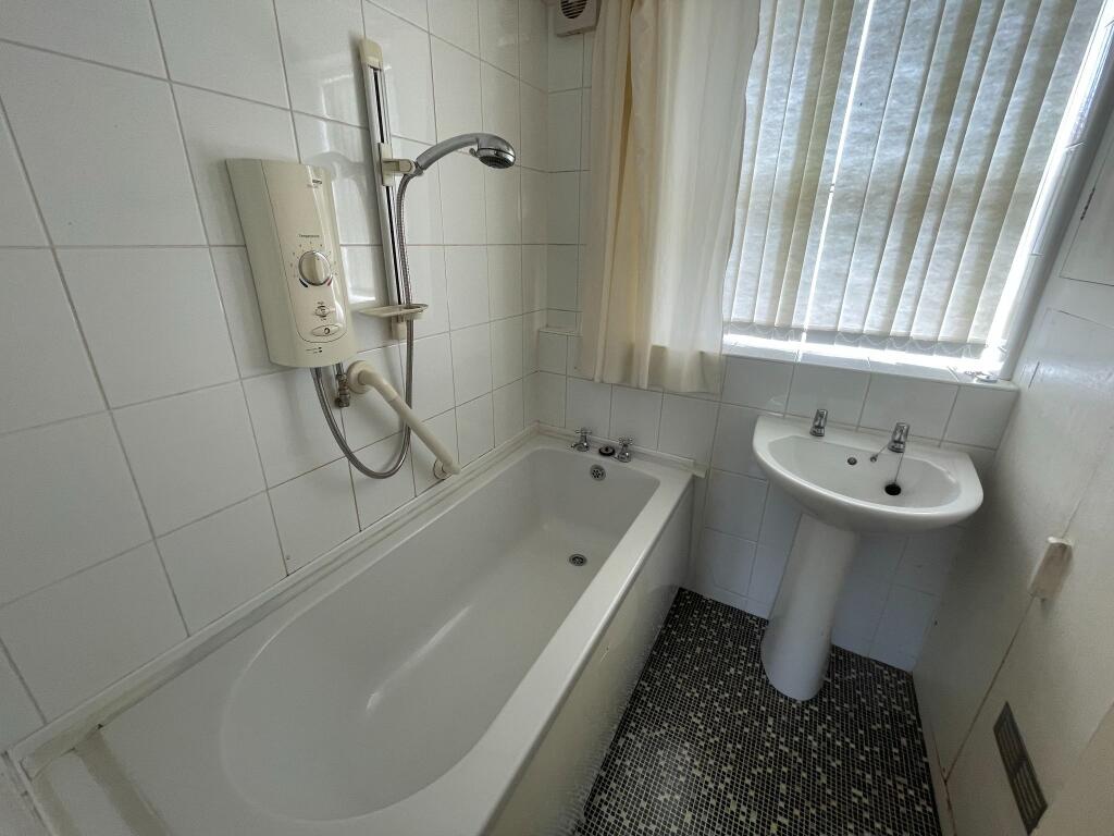 Photograph 15