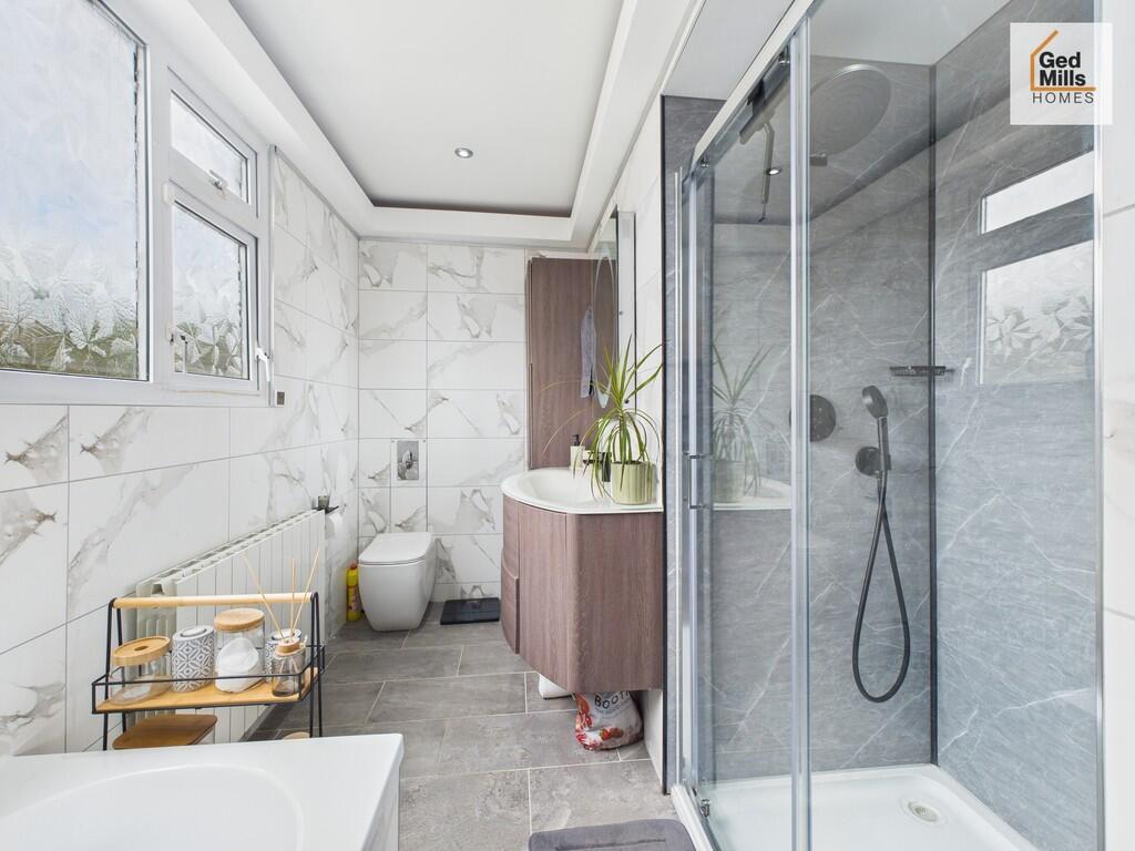 CAM04261G0-PR0089...