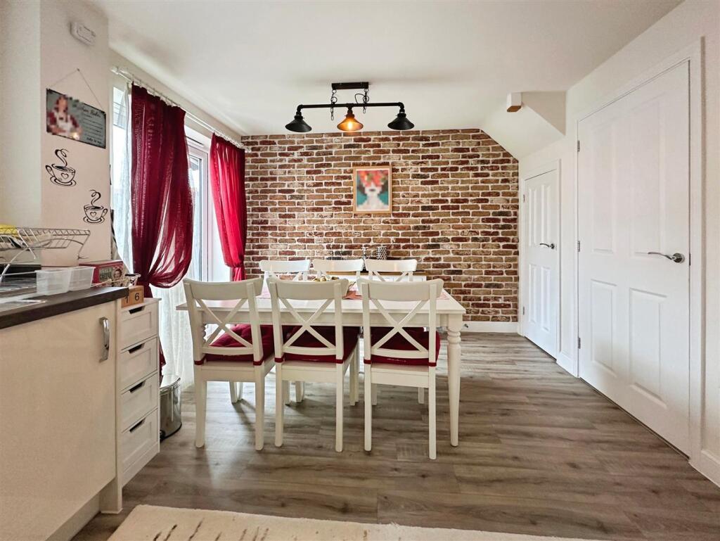 2be304c2--44E4-9491-AFACC731B246-32518-00000F65014