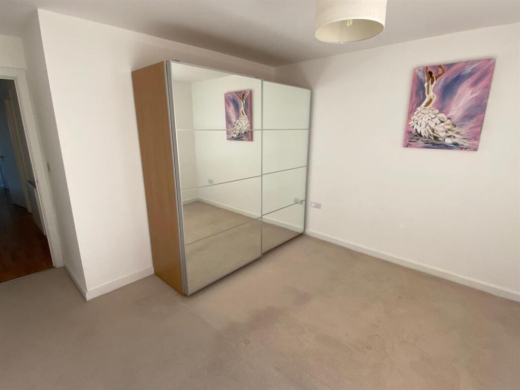 3 The Point Front Bedroom