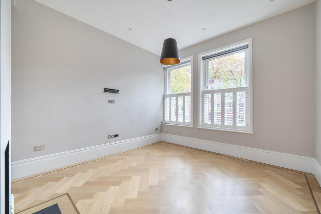 1370346-13-68f22e...