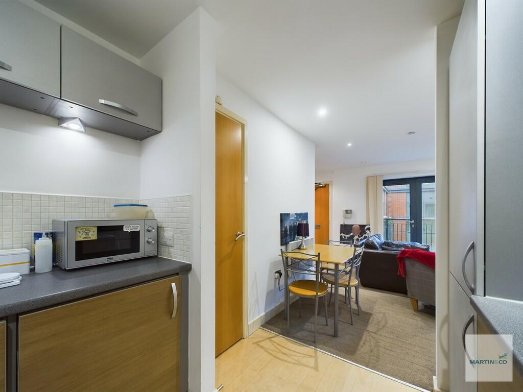 CAM03394G0-PR0058...