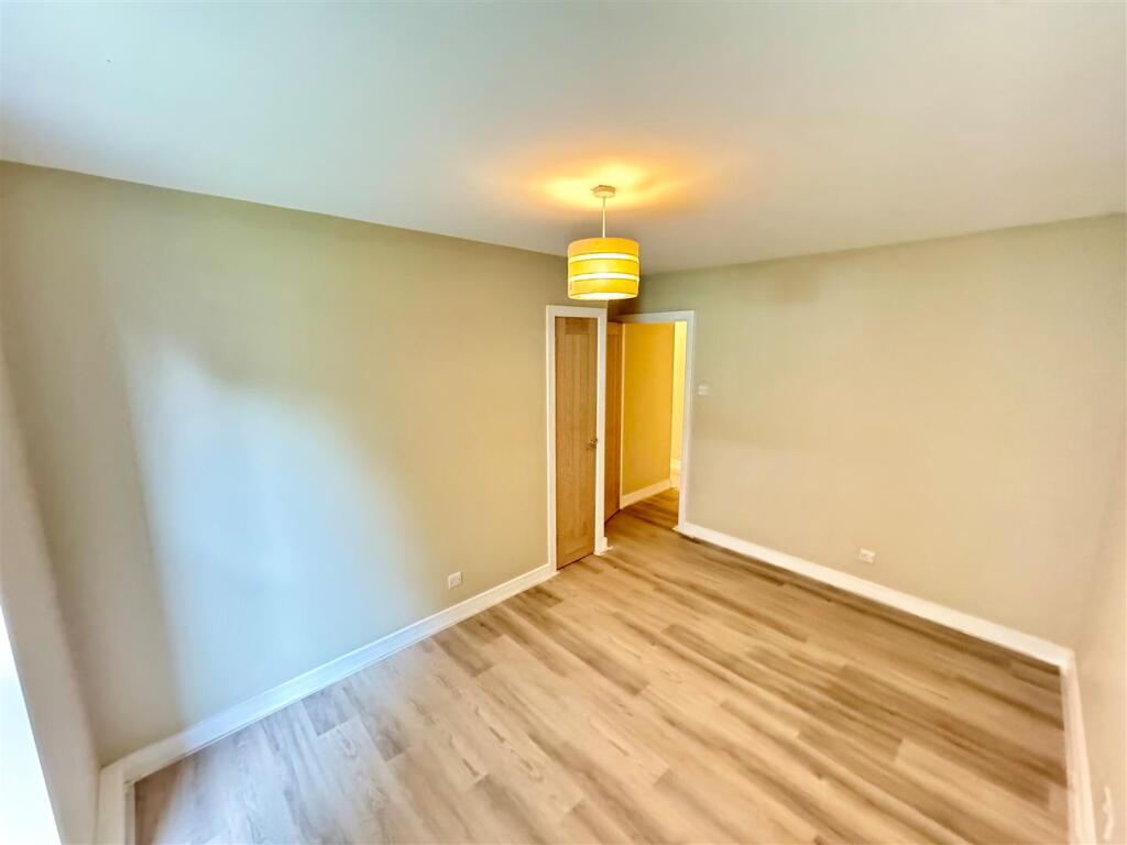 Bedroom2.jpg