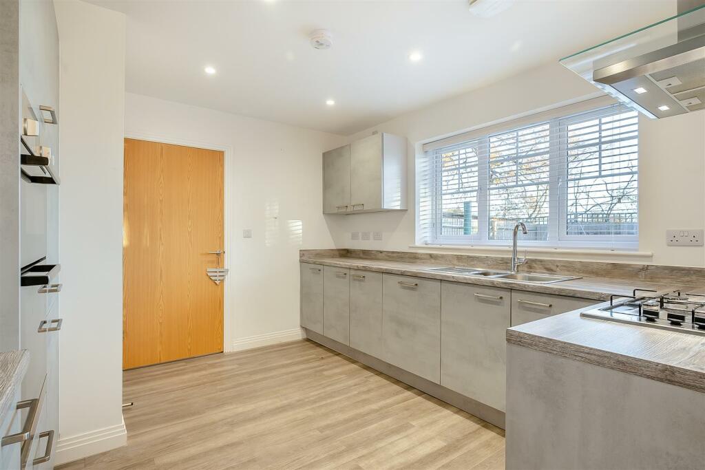 8578525-interior16.jpg