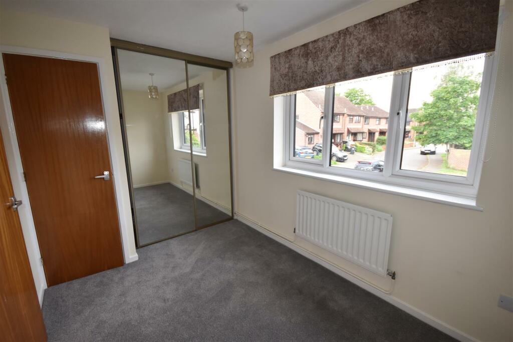 bedroom one.JPG