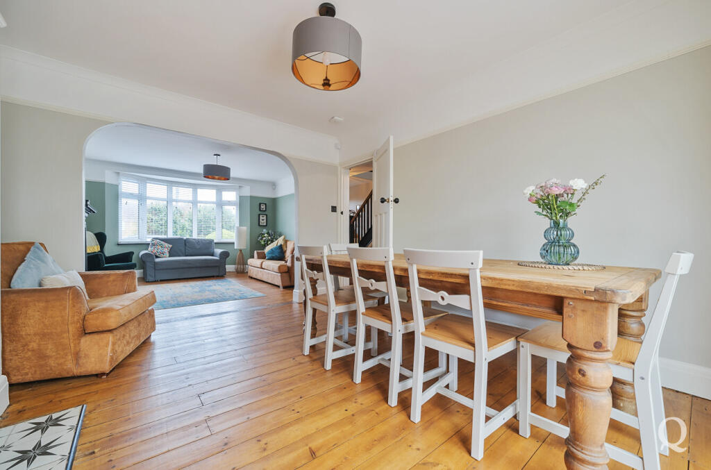 e02cfee7-8184-421...