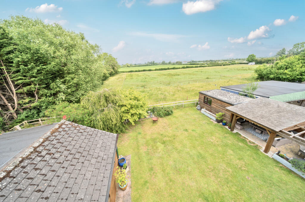 130524136849bcb35a7c5arw