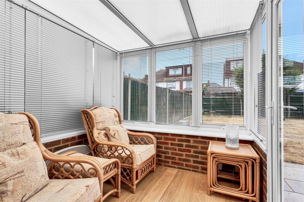 Chessholme Road Garden Room.jpg