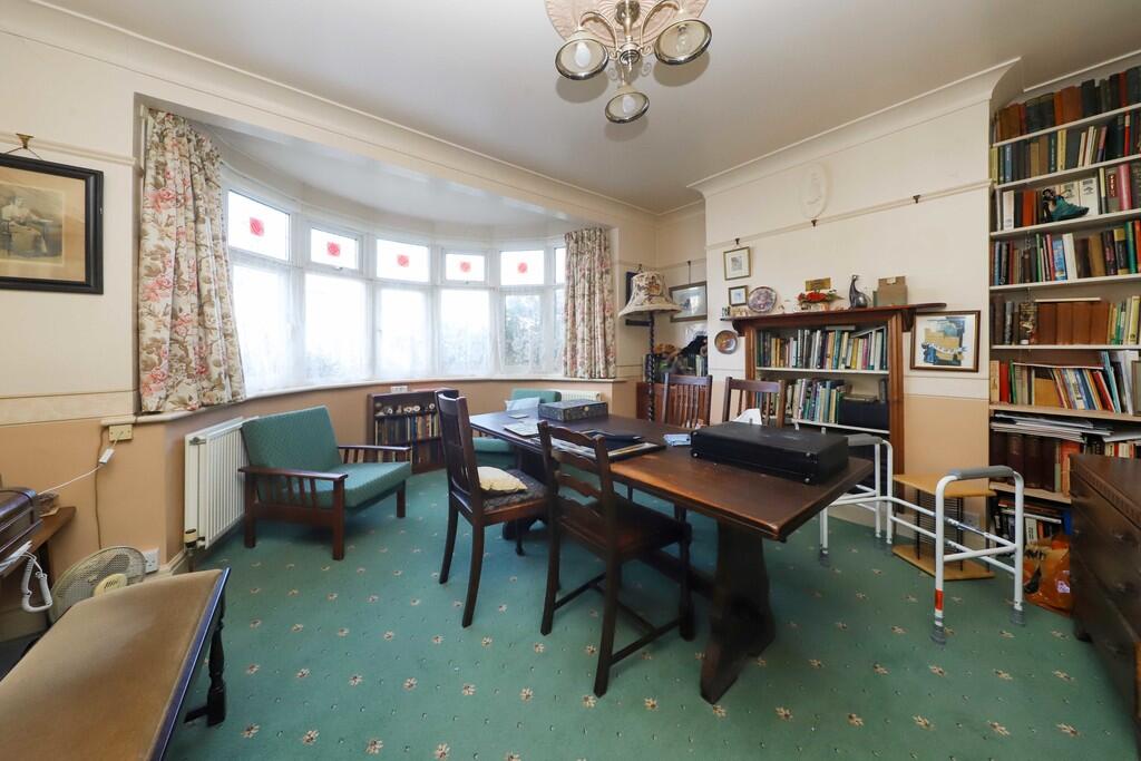 60 Lowlands Road ...