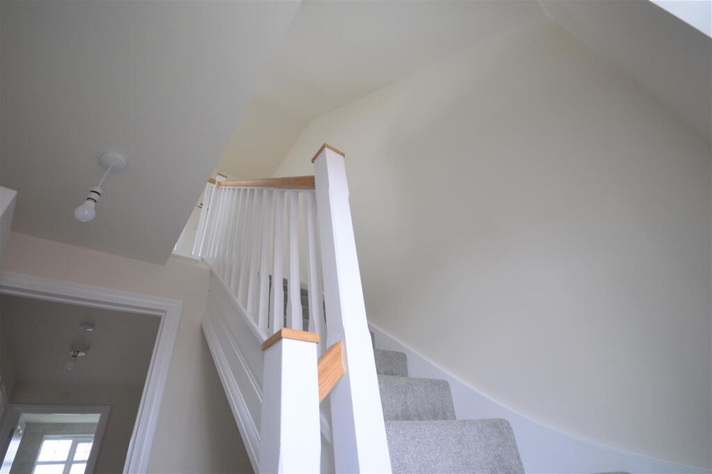 stairs to 2nd floor.JPG