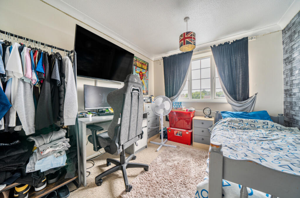 1326340-4-68751bb...